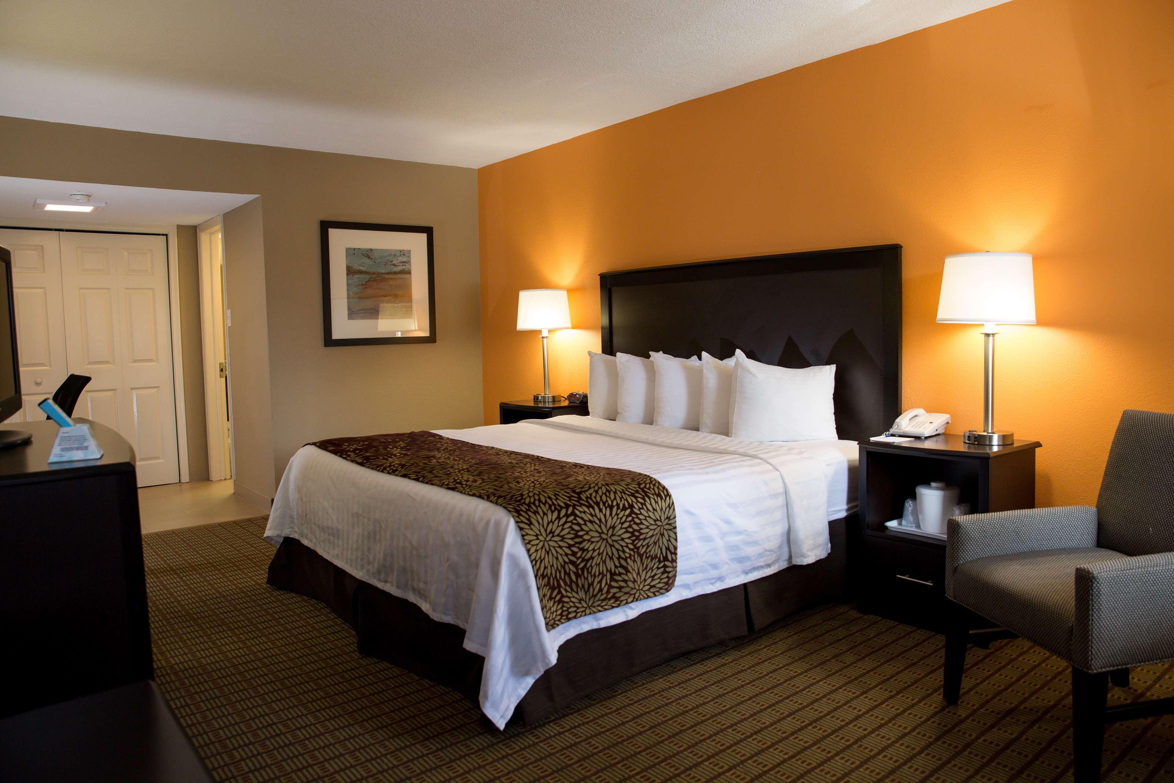 Best Western Palm Beach Lakes West Palm Beach Exterior photo