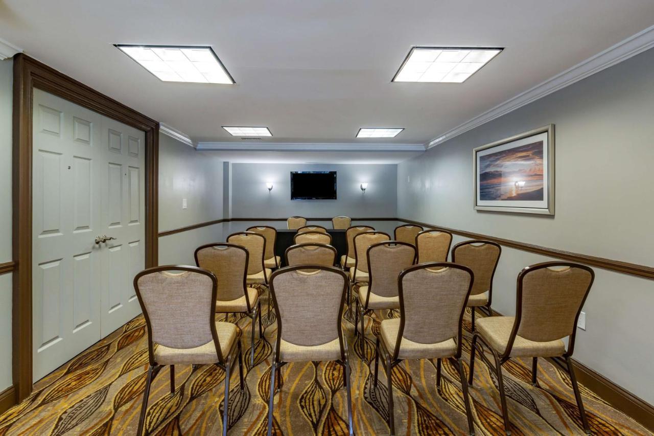 Best Western Palm Beach Lakes West Palm Beach Exterior photo